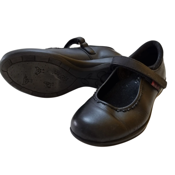 Guillermina Kickers - 29 - Image 2